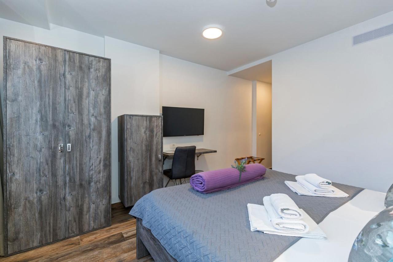 ספליט Apinelo Tower Rooms מראה חיצוני תמונה